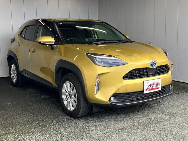 ヤリスクロス ハイブリッドＧ　４ＷＤ　前後ドラレコ　純正ディスプレイオーディオ　バックカメラ　ＥＴＣ　衝突被害軽減ブレーキ　クリアランスソナー　レーンアシスト　ＢＳＭ　ダウンヒルアシスト　クルコン　ＵＳＢ　ＢＴ接続　ＬＥＤライト（4枚目）
