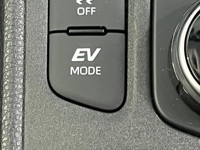 ヤリスクロス ハイブリッドＧ　４ＷＤ　前後ドラレコ　純正ディスプレイオーディオ　バックカメラ　ＥＴＣ　衝突被害軽減ブレーキ　クリアランスソナー　レーンアシスト　ＢＳＭ　ダウンヒルアシスト　クルコン　ＵＳＢ　ＢＴ接続　ＬＥＤライト（23枚目）