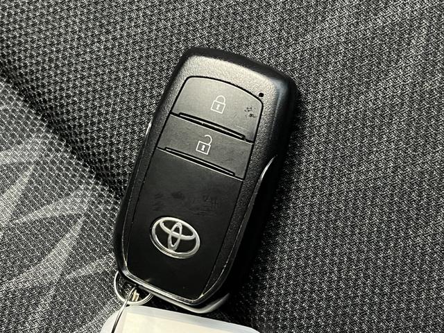 ヤリスクロス ハイブリッドＧ　４ＷＤ　前後ドラレコ　純正ディスプレイオーディオ　バックカメラ　ＥＴＣ　衝突被害軽減ブレーキ　クリアランスソナー　レーンアシスト　ＢＳＭ　ダウンヒルアシスト　クルコン　ＵＳＢ　ＢＴ接続　ＬＥＤライト（39枚目）