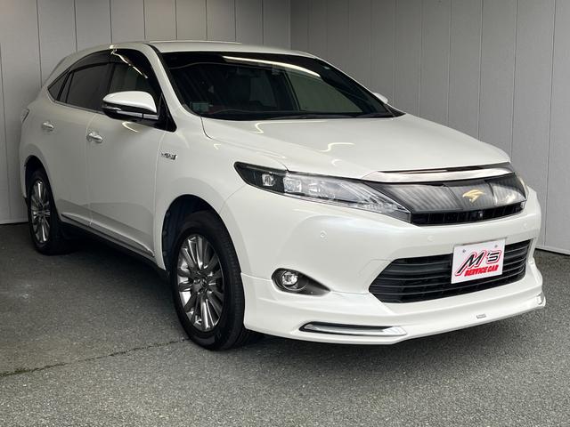 ハリアーハイブリッド プレミアム アドバンスドパッケージ 4WD 前方ドラレコ ETC レーダー探知機 クルコン モデリスタエアロ パワーバックドア JBLスピーカー 純正ナビ 全周囲モニター LEDライト オートライト オートハイビーム USB AUX(4枚目)