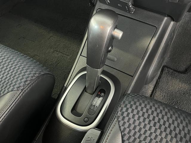 NISSAN TIIDA 15M