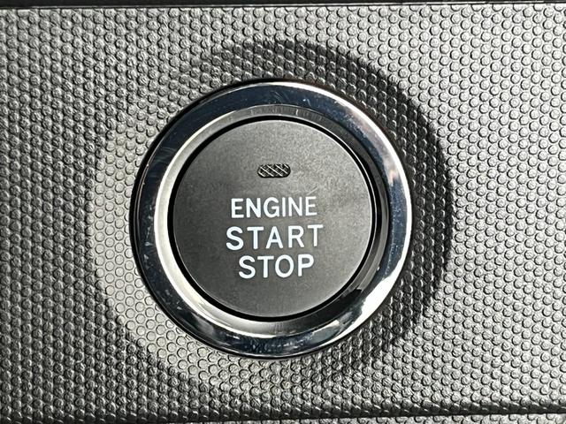 タフト G ダーククロムベンチャー 届出済未使用車 4WD 衝突被害軽減ブレーキ クリアランスソナー ムーンルーフ バックカメラ パワーモード オートライト LEDライト シートヒーター USB USB充電 クルコン(19枚目)