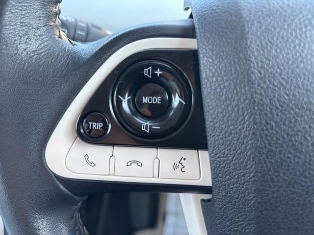 プリウス Ａツーリングセレクション　前後ドラレコ　ＳＤナビ　バックカメラ　フルセグＴＶ　ＥＴＣ　シートヒーター　衝突被害軽減ブレーキ　パーキングアシスト　フロントデアイサー　クリアランスソナー　レーンアシスト　ＢＳＭ　１００Ｖ電源（19枚目）