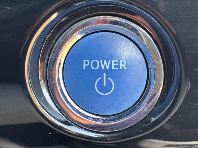 プリウス Ａツーリングセレクション　前後ドラレコ　ＳＤナビ　バックカメラ　フルセグＴＶ　ＥＴＣ　シートヒーター　衝突被害軽減ブレーキ　パーキングアシスト　フロントデアイサー　クリアランスソナー　レーンアシスト　ＢＳＭ　１００Ｖ電源（24枚目）