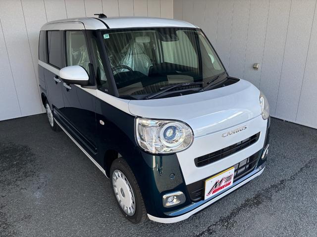 ムーヴキャンバス ストライプスＧ　４ＷＤ　届出済未使用車　衝突被害軽減ブレーキ　バックカメラ　シートヒーター　ドリンクヒーター　両側電動スライドドア　クリアランスソナー　レーンアシスト　オートライト　オートハイビーム　パワーモード（4枚目）