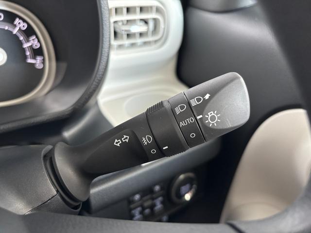 ムーヴキャンバス ストライプスＧ　４ＷＤ　届出済未使用車　衝突被害軽減ブレーキ　バックカメラ　シートヒーター　ドリンクヒーター　両側電動スライドドア　クリアランスソナー　レーンアシスト　オートライト　オートハイビーム　パワーモード（18枚目）