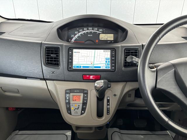 ムーヴ Ｘリミテッド　４ＷＤ　純正ナビ　ワンセグＴＶ　バックカメラ　ＥＴＣ　エコモード　ＡＵＸ接続　プッシュスタート　純正１４ＡＷ　ハロゲンランプ　ＣＤ再生（10枚目）