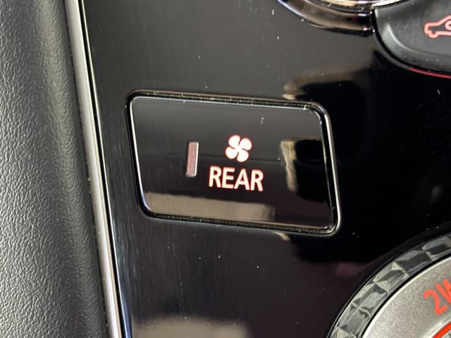 デリカD:5 G 4WD 8人乗り 純正ナビ フルセグTV バックカメラ ETC 両側電動スライドドア 衝突被害軽減ブレーキ フリップダウンモニター レーンアシスト クルコン HDMI BT接続 LEDライト(24枚目)