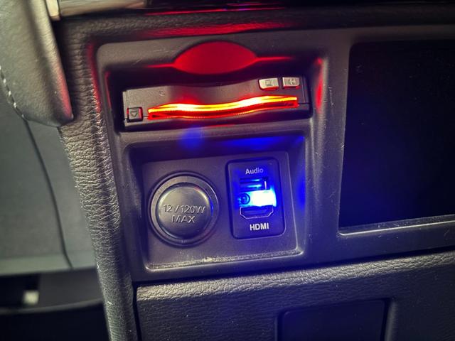 デリカD:5 G 4WD 8人乗り 純正ナビ フルセグTV バックカメラ ETC 両側電動スライドドア 衝突被害軽減ブレーキ フリップダウンモニター レーンアシスト クルコン HDMI BT接続 LEDライト(27枚目)