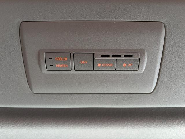 デリカD:5 G 4WD 8人乗り 純正ナビ フルセグTV バックカメラ ETC 両側電動スライドドア 衝突被害軽減ブレーキ フリップダウンモニター レーンアシスト クルコン HDMI BT接続 LEDライト(43枚目)