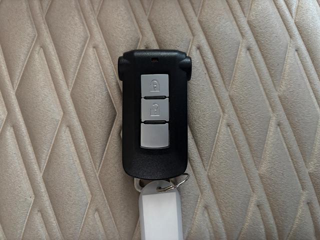 デリカD:5 G 4WD 8人乗り 純正ナビ フルセグTV バックカメラ ETC 両側電動スライドドア 衝突被害軽減ブレーキ フリップダウンモニター レーンアシスト クルコン HDMI BT接続 LEDライト(44枚目)