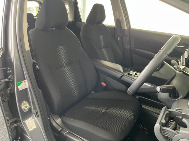 ノート Ｘ　ＦＯＵＲ　４ＷＤ　前方ドラレコ　メモリーナビ　バックカメラ　ＥＴＣ　衝突被害軽減ブレーキ　シートヒーター　クリアランスソナー　レーンアシスト　ステアリングヒーター　オートライト　ＵＳＢ充電　ＡＵＸ　ＵＳＢ　ＢＴ（9枚目）