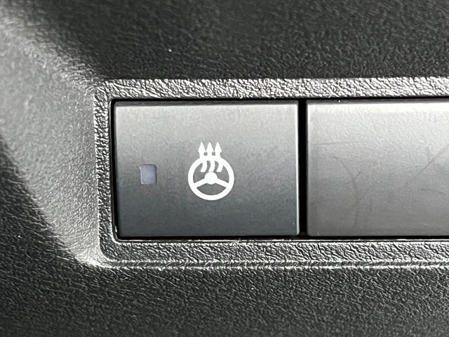 ノート Ｘ　ＦＯＵＲ　４ＷＤ　前方ドラレコ　メモリーナビ　バックカメラ　ＥＴＣ　衝突被害軽減ブレーキ　シートヒーター　クリアランスソナー　レーンアシスト　ステアリングヒーター　オートライト　ＵＳＢ充電　ＡＵＸ　ＵＳＢ　ＢＴ（25枚目）