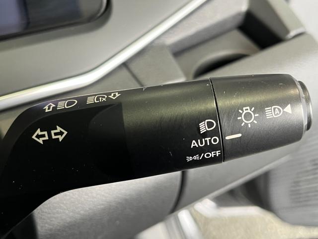 ノート Ｘ　ＦＯＵＲ　４ＷＤ　前方ドラレコ　メモリーナビ　バックカメラ　ＥＴＣ　衝突被害軽減ブレーキ　シートヒーター　クリアランスソナー　レーンアシスト　ステアリングヒーター　オートライト　ＵＳＢ充電　ＡＵＸ　ＵＳＢ　ＢＴ（30枚目）