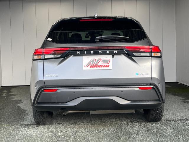 ノート Ｘ　ＦＯＵＲ　４ＷＤ　前方ドラレコ　メモリーナビ　バックカメラ　ＥＴＣ　衝突被害軽減ブレーキ　シートヒーター　クリアランスソナー　レーンアシスト　ステアリングヒーター　オートライト　ＵＳＢ充電　ＡＵＸ　ＵＳＢ　ＢＴ（44枚目）