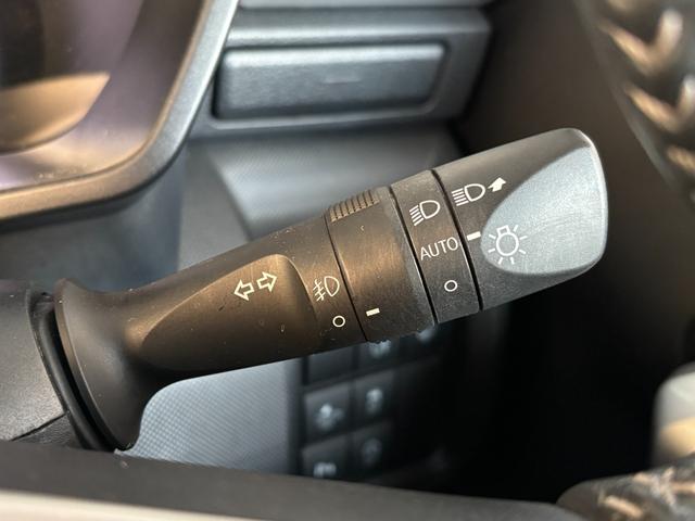 ライズ Ｚ　純正９インチディスプレイオーディオ　フルセグＴＶ　全周囲カメラ　ＥＴＣ　衝突被害軽減ブレーキ　クリアランスソナー　フロントデアイサー　エンスタ　クルコン　ＢＳＭ　ＵＳＢ　Ｂｌｕｅｔｏｏｔｈ接続　ＬＥＤ（23枚目）