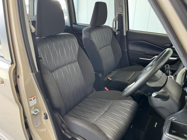 ソリオ ハイブリッドＭＸ　４ＷＤ　衝突被害軽減ブレーキ　左側電動スライドドア　クリアランスソナー　レーンアシスト　シートヒーター　クルコン　ステリモ　オートライト　ＵＳＢ充電　純正１４ＡＷ（9枚目）