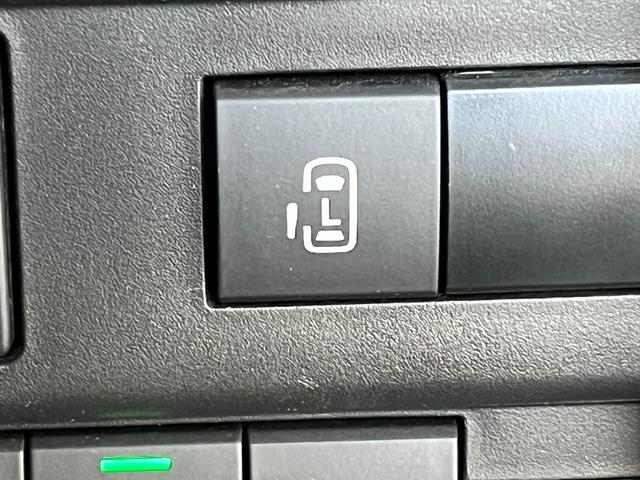 ソリオ ハイブリッドＭＸ　４ＷＤ　衝突被害軽減ブレーキ　左側電動スライドドア　クリアランスソナー　レーンアシスト　シートヒーター　クルコン　ステリモ　オートライト　ＵＳＢ充電　純正１４ＡＷ（21枚目）