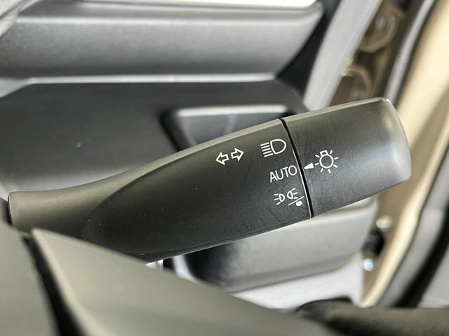 ソリオ ハイブリッドＭＸ　４ＷＤ　衝突被害軽減ブレーキ　左側電動スライドドア　クリアランスソナー　レーンアシスト　シートヒーター　クルコン　ステリモ　オートライト　ＵＳＢ充電　純正１４ＡＷ（32枚目）