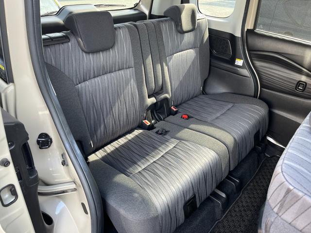 ソリオ ハイブリッドＭＸ　４ＷＤ　衝突被害軽減ブレーキ　左側電動スライドドア　クリアランスソナー　レーンアシスト　シートヒーター　クルコン　ステリモ　オートライト　ＵＳＢ充電　純正１４ＡＷ（38枚目）