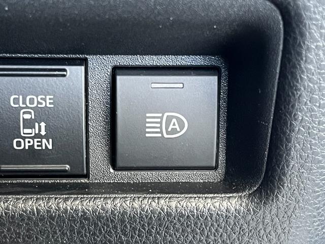 シエンタ ハイブリッドＧ　４ＷＤ　７人乗り　純正８インチディスプレイオーディオ　フルセグＴＶ　全周囲カメラ　ＥＴＣ　衝突被害軽減ブレーキ　クリアランスソナー　レーンアシスト　フロントデアイサー　クルコン　ＵＳＢ　ＢＴ接続（26枚目）