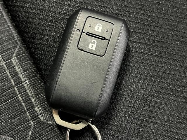 ワゴンＲカスタムＺ ハイブリッドＺＸ　４ＷＤ　届出済未使用車　衝突被害軽減ブレーキ　シートヒーター　クリアランスソナー　レーンアシスト　クルコン　ＬＥＤライト　ステリモ　オートライト　純正１４ＡＷ（28枚目）