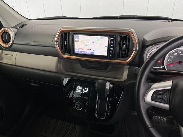 パッソ モーダ Gパッケージ 4WD 前方ドラレコ SDナビ フルセグTV 全周囲カメラ ETC 衝突被害軽減ブレーキ シートヒーター フロントデアイサー クリアランスソナー オートライト オートハイビーム Bluetooth接続(10枚目)