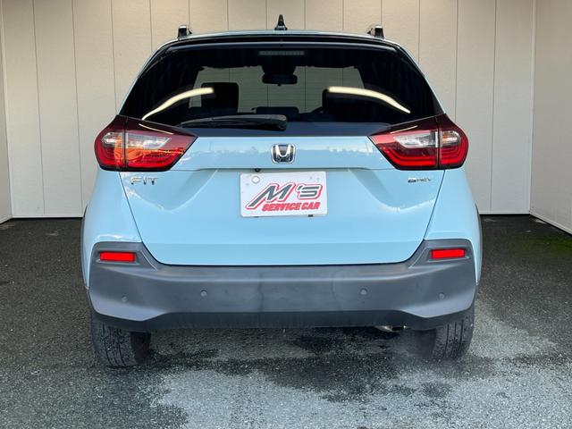 フィット e:HEVクロスター 4WD ETC 純正ナビ バックモニター ワンセグTV クルコン オートライト LEDライト 衝突被害軽減ブレーキ 横滑り防止装置 レーンアシスト フロントデアイサー クリアランスソナー ECON(6枚目)