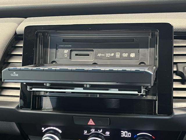 フィット e:HEVクロスター 4WD ETC 純正ナビ バックモニター ワンセグTV クルコン オートライト LEDライト 衝突被害軽減ブレーキ 横滑り防止装置 レーンアシスト フロントデアイサー クリアランスソナー ECON(15枚目)