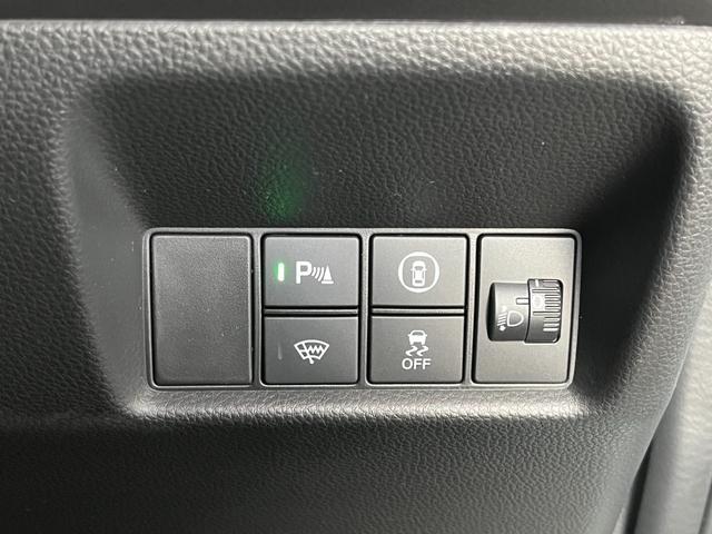 フィット e:HEVクロスター 4WD ETC 純正ナビ バックモニター ワンセグTV クルコン オートライト LEDライト 衝突被害軽減ブレーキ 横滑り防止装置 レーンアシスト フロントデアイサー クリアランスソナー ECON(23枚目)