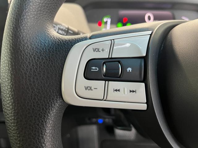 フィット e:HEVクロスター 4WD ETC 純正ナビ バックモニター ワンセグTV クルコン オートライト LEDライト 衝突被害軽減ブレーキ 横滑り防止装置 レーンアシスト フロントデアイサー クリアランスソナー ECON(29枚目)