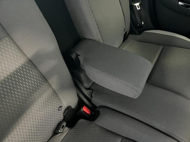 フィット e:HEVクロスター 4WD ETC 純正ナビ バックモニター ワンセグTV クルコン オートライト LEDライト 衝突被害軽減ブレーキ 横滑り防止装置 レーンアシスト フロントデアイサー クリアランスソナー ECON(34枚目)