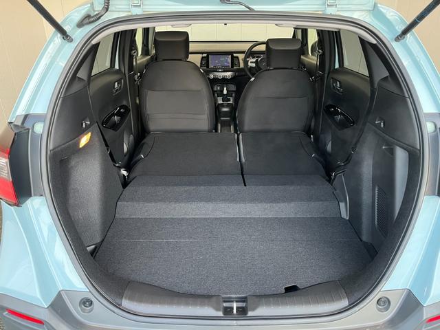 フィット e:HEVクロスター 4WD ETC 純正ナビ バックモニター ワンセグTV クルコン オートライト LEDライト 衝突被害軽減ブレーキ 横滑り防止装置 レーンアシスト フロントデアイサー クリアランスソナー ECON(40枚目)