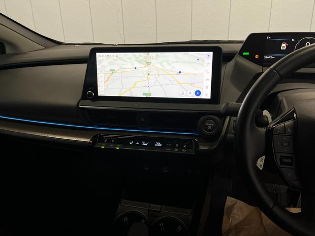 プリウス Z 4WD 前後ドラレコ ETC2 純正ナビ 全周囲モニター モデリスタエアロ 置くだけ充電 クルコン ステアリングヒーター シートヒーター パワーシート クリアランスソナー 100V電源 オートライト(12枚目)