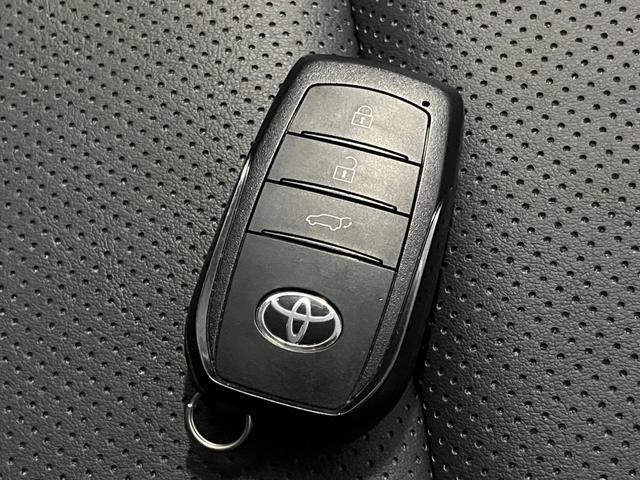 プリウス Z 4WD 前後ドラレコ ETC2 純正ナビ 全周囲モニター モデリスタエアロ 置くだけ充電 クルコン ステアリングヒーター シートヒーター パワーシート クリアランスソナー 100V電源 オートライト(49枚目)