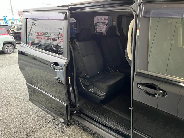 ノア Si 4WD 寒冷地仕様 ETC 社外ナビ バックモニター CD DVD可 Bluetooth接続 フルセグTV オートライト LEDライト フロントデアイサー 横滑り防止装置 左側電動スライドドア(33枚目)