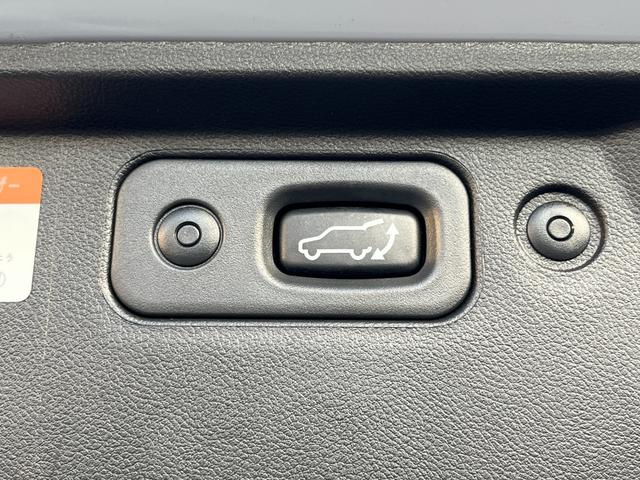 デリカＤ：５ Ｐ　前後ドラレコ　全周囲カメラ　メモリーナビ　両側電動スライドドア　プッシュスタート　衝突被害軽減ブレーキ　レンタアップ　アイドリングストップ　レーンアシスト　ステアリングヒーター　フォグランプ　ＥＴＣ（44枚目）