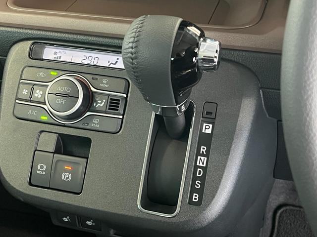 ムーヴキャンバス セオリーＧ　４ＷＤ　届出済未使用車　両側電動スライドドア　全周囲カメラ　オートライト　ＬＥＤライト　クリアランスソナー　ＵＳＢ充電　ドリンクヒーター　衝突被害軽減ブレーキ　シートヒーター　オーディオレス（16枚目）