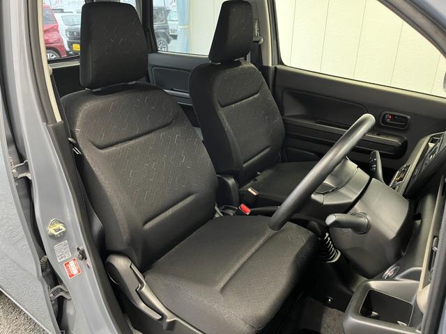 ワゴンＲ ＦＸ　ＭＴ車　走行距離１１００キロ　前後ドラレコ　運転席シートヒーター　ＣＤデッキ　オートライト　レーンアシスト　ソナー　ＡＵＸ　プッシュスタート　社外アルミ（9枚目）