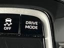 ハイブリッド　Ｚ　４ＷＤ　前方ドラレコ　純正ディスプレイオーディオプラス　全周囲モニター　Ｂｌｕｅｔｏｏｔｈ　フルセグＴＶ　パワーバックドア　オートライト　ＬＥＤライト　置くだけ充電　サンルーフ　後席ＵＳＢ充電（28枚目）