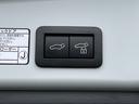 ハイブリッド　Ｚ　４ＷＤ　前方ドラレコ　純正ディスプレイオーディオプラス　全周囲モニター　Ｂｌｕｅｔｏｏｔｈ　フルセグＴＶ　パワーバックドア　オートライト　ＬＥＤライト　置くだけ充電　サンルーフ　後席ＵＳＢ充電（47枚目）
