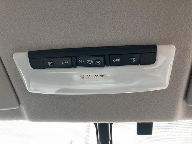 セレナ ハイウェイスターＶ　４ＷＤ　プロパイロット　純正ナビ　フルセグＴＶ　アラウンドビューモニター　エマージェンシーブレーキ　両側パワースライドドア　ＬＥＤヘッドライト　オートライト　ＥＴＣ　アダプティブクルーズコントロール（33枚目）