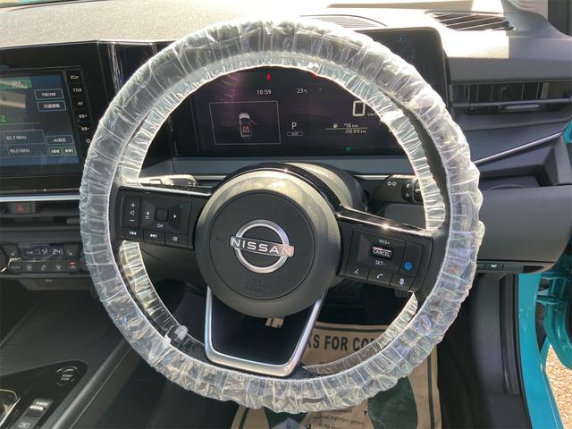 ノート X FOUR 4WD 全周囲カメラ ナビ クリアランスソナー オートクルーズコントロール 衝突被害軽減システム アルミホイール オートマチックハイビーム オートライト スマートキー アイドリングストップ(2枚目)