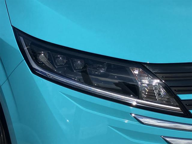 ノート X FOUR 4WD 全周囲カメラ ナビ クリアランスソナー オートクルーズコントロール 衝突被害軽減システム アルミホイール オートマチックハイビーム オートライト スマートキー アイドリングストップ(12枚目)