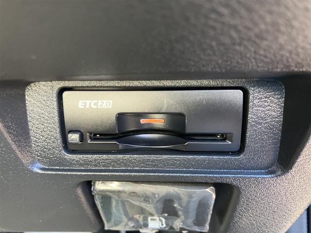 オーラ Ｇ　ＦＯＵＲ　４ＷＤ　全周囲カメラ　ナビ　ＴＶ　クリアランスソナー　衝突被害軽減システム　アルミホイール　オートマチックハイビーム　オートライト　ＬＥＤヘッドランプ　スマートキー　アイドリングストップ（8枚目）