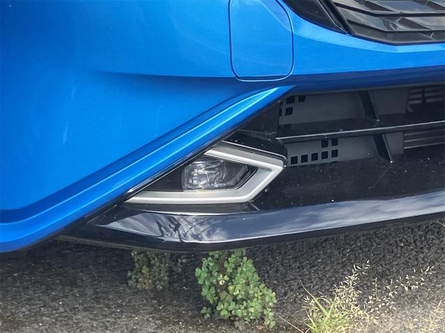 オーラ Ｇ　ＦＯＵＲ　４ＷＤ　全周囲カメラ　ナビ　ＴＶ　クリアランスソナー　衝突被害軽減システム　アルミホイール　オートマチックハイビーム　オートライト　ＬＥＤヘッドランプ　スマートキー　アイドリングストップ（15枚目）