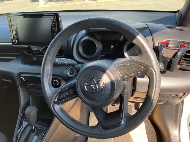 ヤリス Ｇ　ドライブレコーダー　ＥＴＣ　全周囲カメラ　クリアランスソナー　レーンアシスト　衝突被害軽減システム　オートマチックハイビーム　オートライト　スマートキー　電動格納ミラー　ＣＶＴ　盗難防止システム（2枚目）