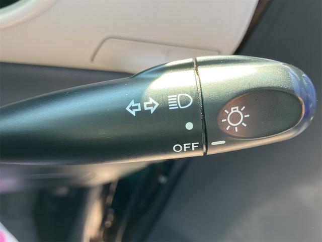 ミラココア ココアXスペシャルコーデ ETC スマートキー アイドリングストップ 電動格納ミラー ベンチシート CVT 盗難防止システム ABS CD 衝突安全ボディ エアコン パワーステアリング(7枚目)