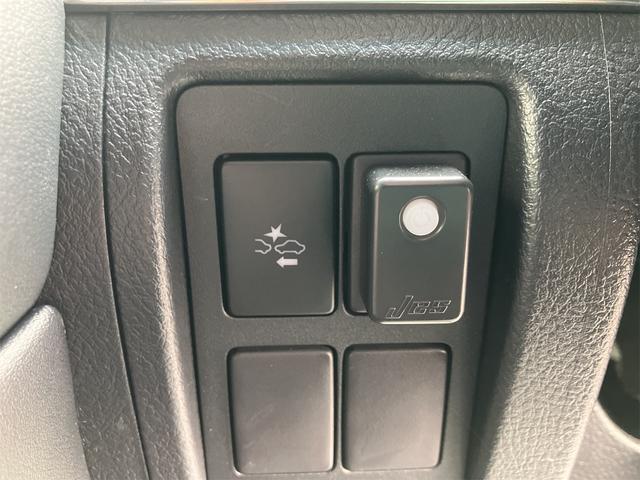 ランドクルーザー AX 4WD ドライブレコーダー ETC バックカメラ ワンオーナー車 オートクルーズコントロール 黒革調シートカバー 9インチナビ&フルセグTV オートマチックハイビーム オートライト LEDヘッドランプ(6枚目)