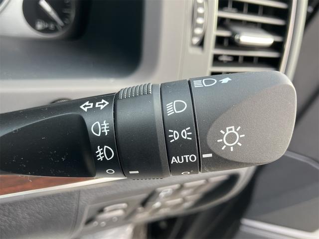 ランドクルーザー AX 4WD ドライブレコーダー ETC バックカメラ ワンオーナー車 オートクルーズコントロール 黒革調シートカバー 9インチナビ&フルセグTV オートマチックハイビーム オートライト LEDヘッドランプ(36枚目)